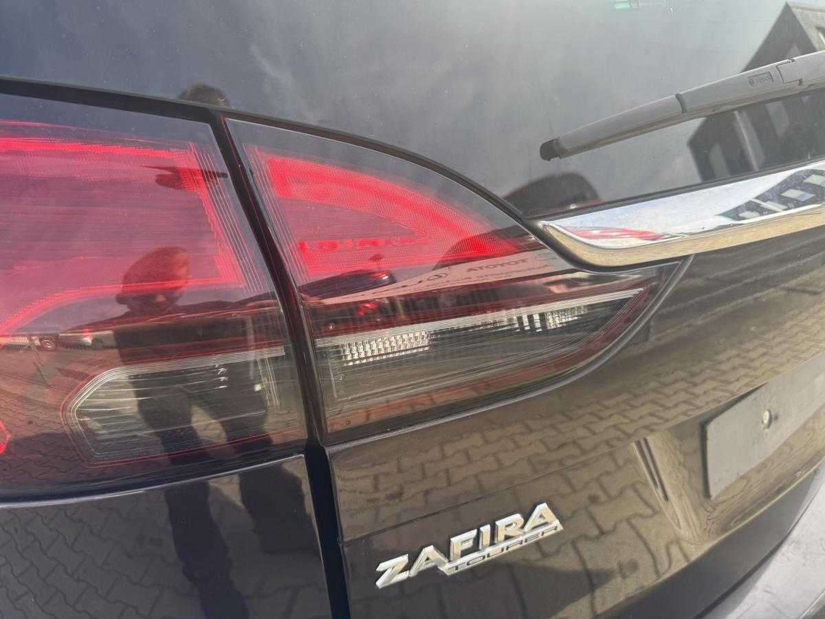 Opel Zafira C Tourer original R&uuml;cklicht R&uuml;ckleuchte Schlussleuchte innen links LED Bj.2015